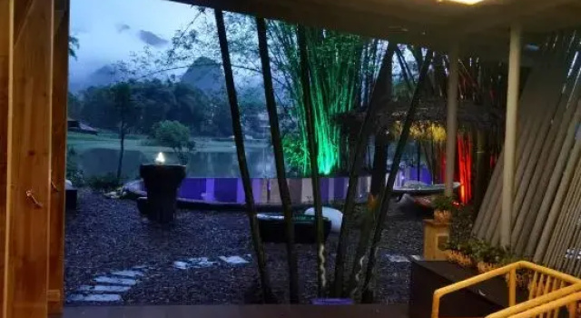 Egret flying, Rezervasyon Otel Guangdong otoparklı oteller, Otopark