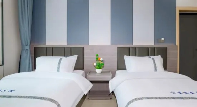 Люкс Deluxe Wanning Jixing Movie Hotel