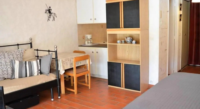 Appartement Le Lavandou, 1 pièce, 3 personnes - FR-1-251-31