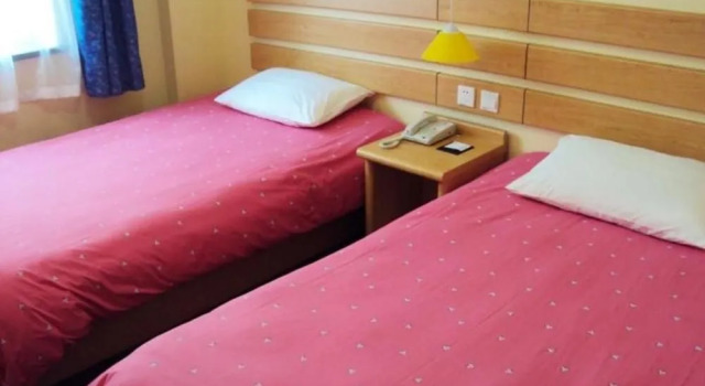 Home Inn-qingdao Yan'an Road Branch, Забронировать Отель Shibei District Циндао