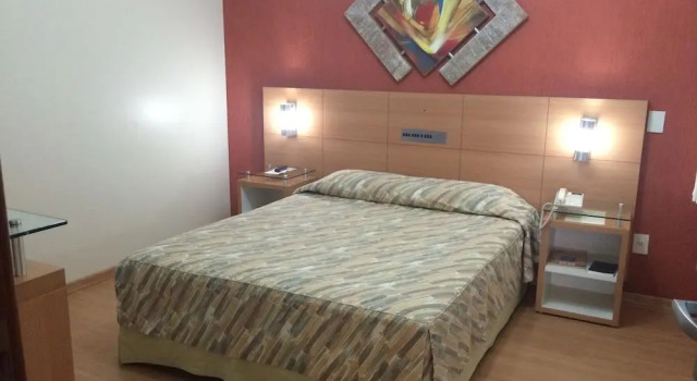Líber Hotel Nova Serrana - Conforto na Rota da BR-262, Забронировать Отель Нова-Серрана Минас-Жерайс