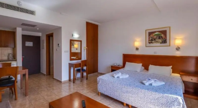 Одноместный номер Standard с балконом и с видом на окрестности TETYK Hotel