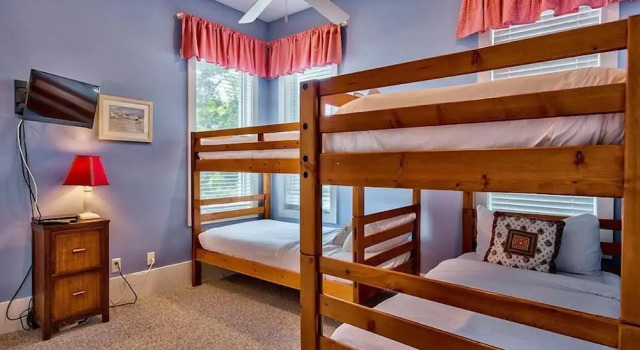 Capital Gains 5 Bedroom Holiday Home by Five Star Properties, Забронировать Дом для отпуска Виллы Санта-Роза-Бич, Вилла