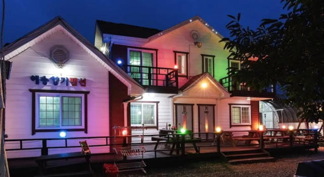 Taean Pine Scented Pension, Reserva ahora Hotel Taean Chungcheongnam-Do