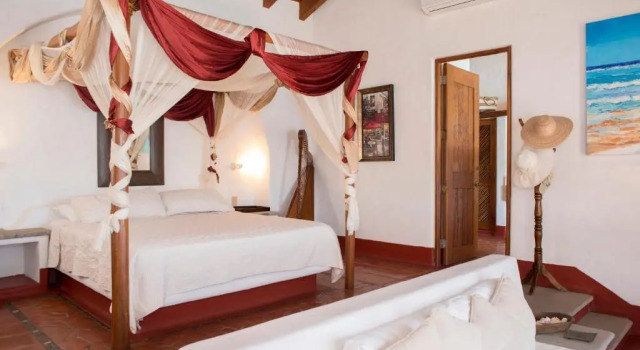 Villa Bahia at StayPV, Забронировать Вилла Отели Ixtapa-Zihuatanejo с бассейном, Бассейн