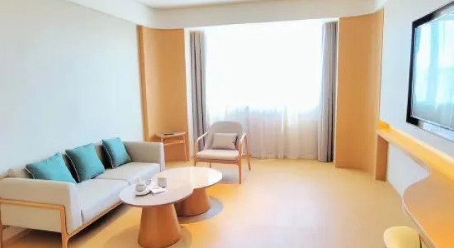 Люкс JI Hotel (Shanghai Songjiang Yingshi Leyuan)