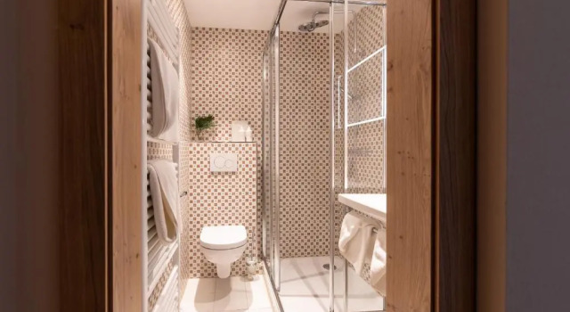 Трёхместный номер Standard с балконом Mari Pop Hotel