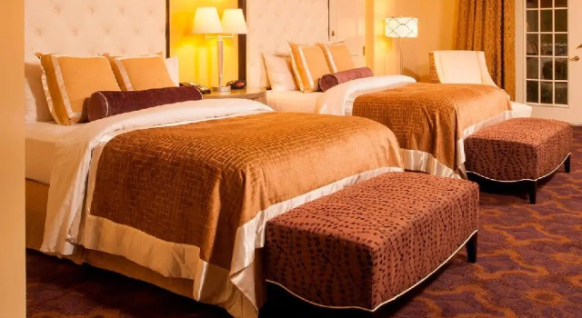Четырёхместный номер Standard The Siena Hotel, Autograph Collection