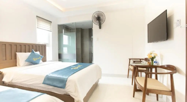 Двухместный номер Standard QUE HUONG HOTEL