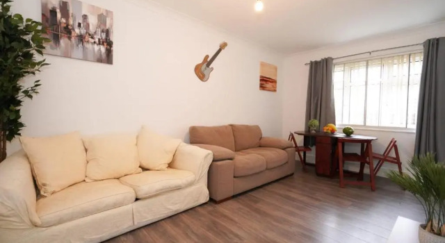 Birmingham BHX-HS2 -NEC APARTMENT, Varaa Huoneisto Kingshurst Solihull