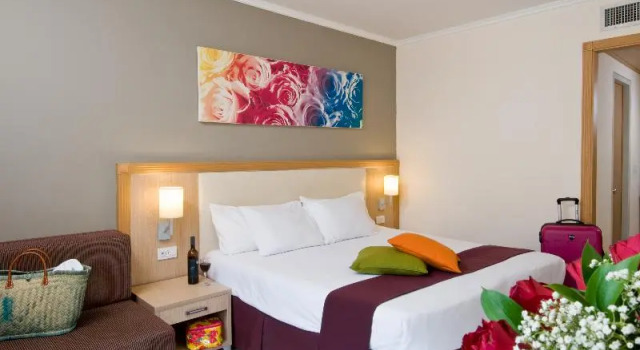 Habitación triple Superior con balcón Leonardo Royal Resort Eilat