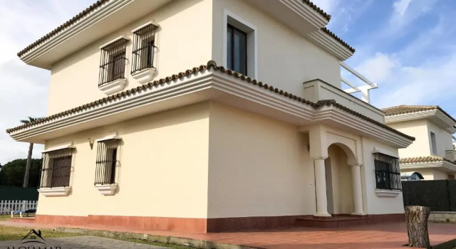 Chalet Loma Novo Sancti Petri, Забронировать Шале Коттеджи Ново-Санкти-Петри, Коттедж