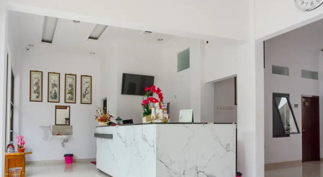 RedDoorz near Jawa Timur Park 3