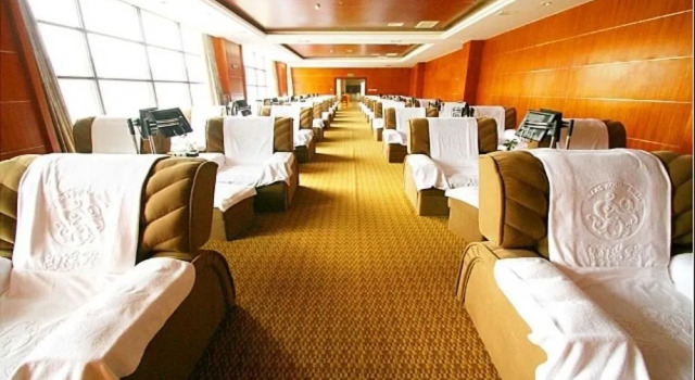 Guoyu Hotspring Holiday Hotel, Book Hotel Hoteller i Shijiazhuang med pool, Swimmingpool
