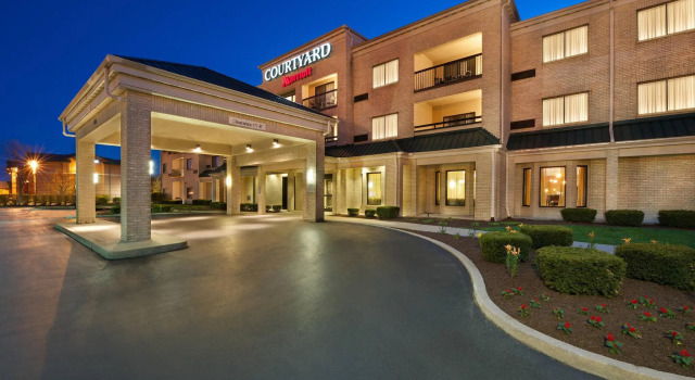 Номер Standard Courtyard Mishawaka-University Area