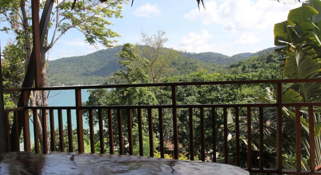 Вилла с балконом и с видом на море Thongtapan Resort