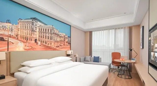 Люкс Deluxe Vienna International Hotel (anyang Linzhou Hongqiqu Avenue Branch)