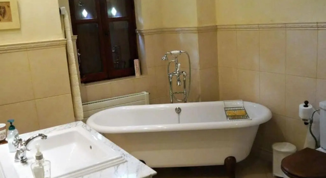 Wonderful 4 Bedroom Villa & separate guest house Villa Thalia, Book Guesthouse Zagora 
