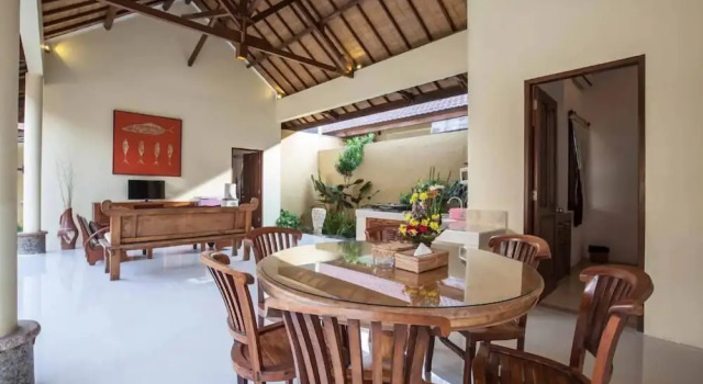 Вилла PB - 5BR - V1 & V2 5BR Private Pool Villa, Walk to Seminyak Beach