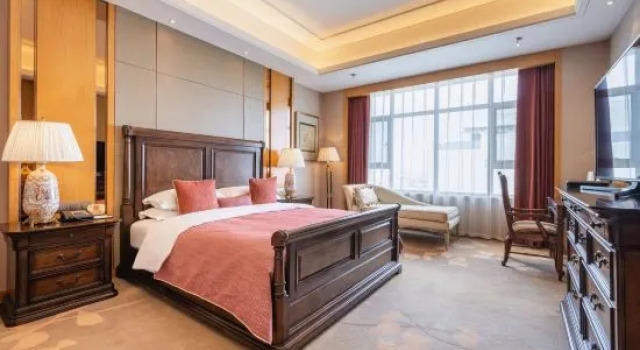 Люкс Deluxe Yining Beauty Hotel (Liuxing Street Scenic Area Airport Store)