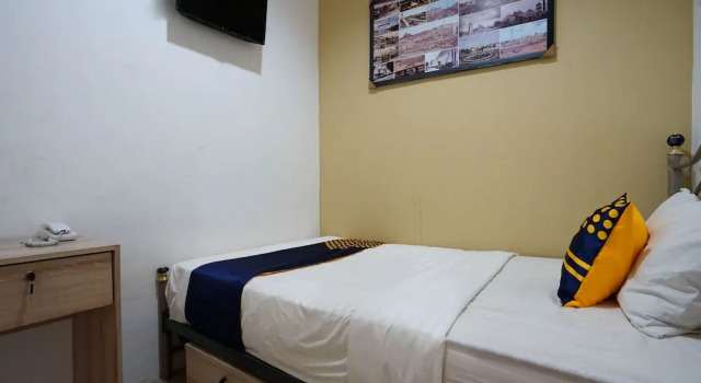 Ionia Homestay by OYO Rooms, Boek Hotel Palembang Sumatra