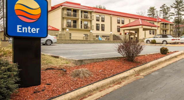 Номер Standard Comfort Inn Biltmore West