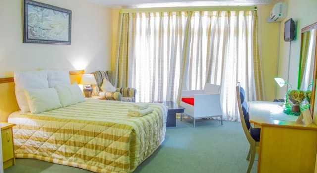 Mountain View Hotel, Book Hotel Hoteller i Hlotse Camp med pool, Swimmingpool