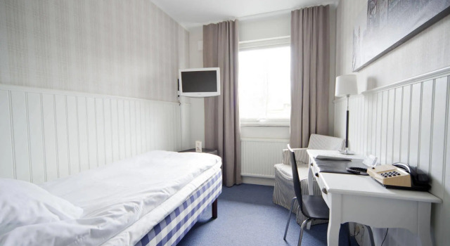 Lages Motel, Book Motel  