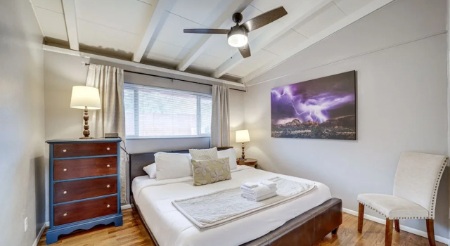 Pet-friendly Sedona Home: Hot Tub, Walk to Trails!