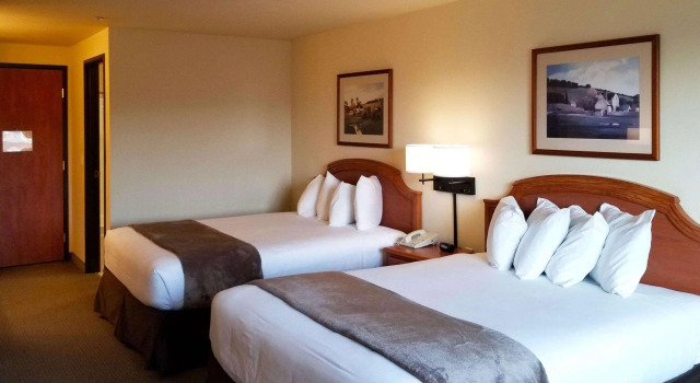 Четырёхместный номер Standard Clatskanie River Inn