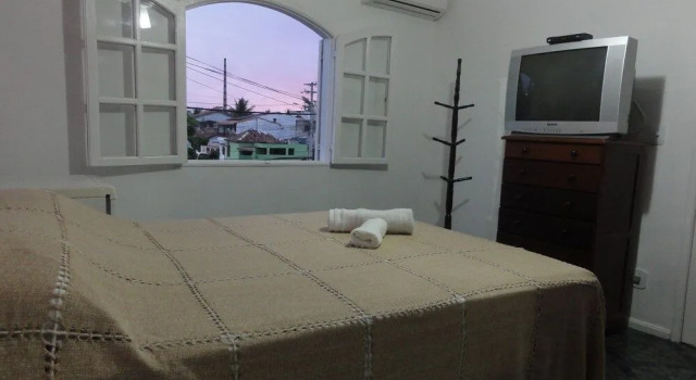 Hospedagem Familiar em Arraial do Cabo, Забронировать Отель Отели Арраял-ду-Кабу с парковкой, рядом с Arraial do Cabo City Hall, Парковка