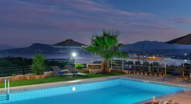 Вилла Villa Roula 3BR Seaview Villa in Chania