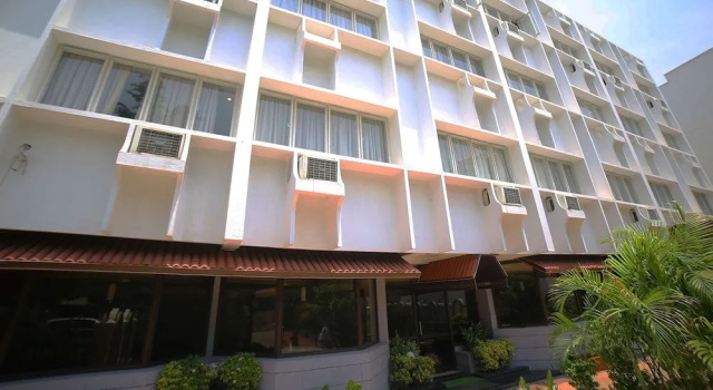 Hotel Rajavihar, Réserver Hôtel Kurnool Andhra Pradesh