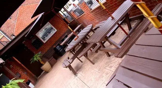 Graziers Arms, Забронировать Отель Уэйкфилд Западный Йоркшир, рядом с Часовня Пресвятой Девы Марии