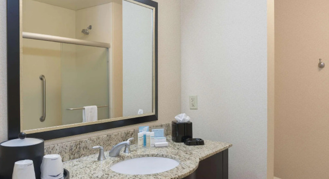 Двухместный номер Standard Hampton Inn & Suites Hartford-Manchester