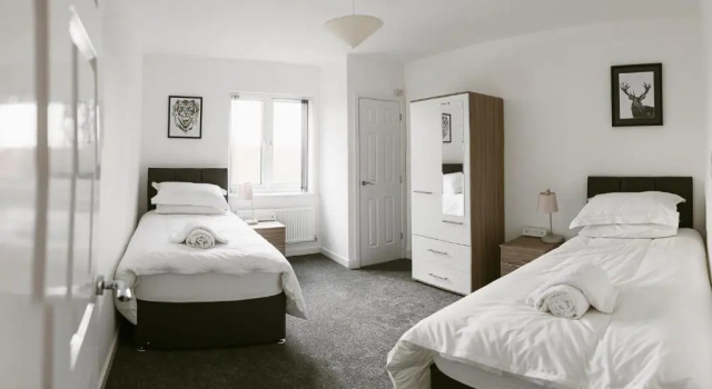 Апартаменты Farnborough Airport Twin Bed Apartment