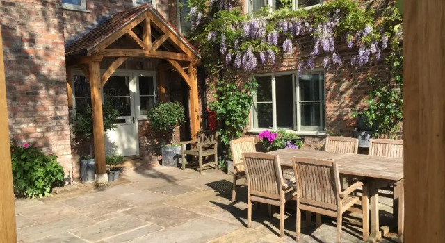 The Old Post Office pretty village 20min from York, Prenota Hotel Tollerton Inghilterra