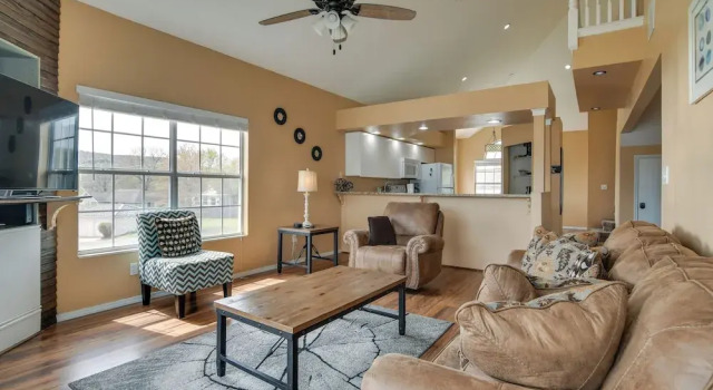 Апартаменты Branson Condo w/ Pool: 2 Mi to Table Rock Lake