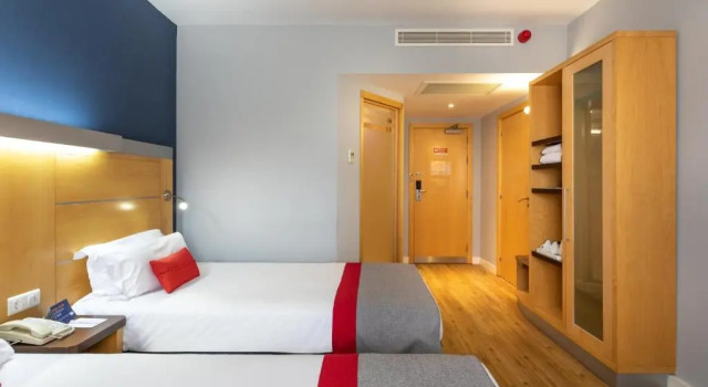 Номер Standard Holiday Inn Express Lisbon-Oeiras by IHG