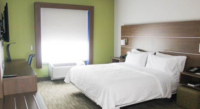 Двухместный номер Standard Holiday Inn Express & Suites Martinsville by IHG