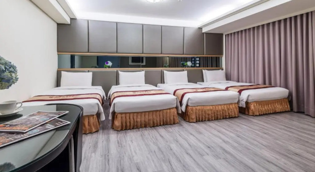 Standard Vierer Zimmer Harmonious Hotel