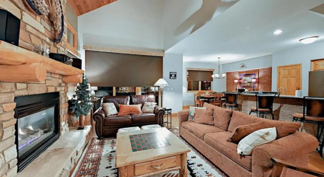 Family Friendly 3 Bedroom Vacation Rental In West Keystone Resort Along The Snake River With Pool And Hot Tub, Забронировать Курортный отель Отели Кистон с бассейном, Бассейн