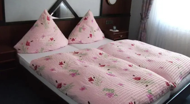 Hotel-Restaurant Wallesweiler Mühle, Забронировать Отель Санкт-Вендель земля Саар