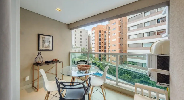 Apt With Balcony 750m From Batman Alley Pdm0208