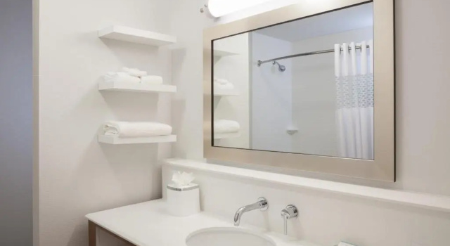 Четырёхместный номер Standard Hampton Inn & Suites by Hilton Lonoke