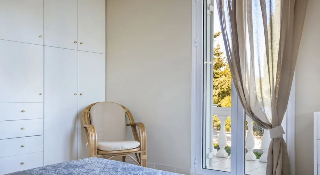 Вилла с 4 комнатами с видом на море Villa Serenity