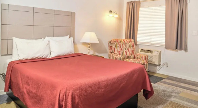 Номер Comfort The Oakwood Inn