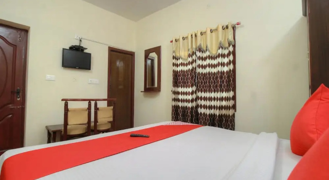 OYO 14434 Hotel RJ Inn, Забронировать Отель Отели штата Тамилнада с завтраком, Завтраки