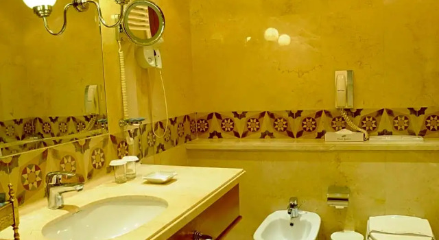 Номер Classic Warwick Palm Beach Hotel