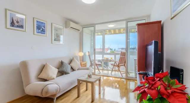 Apartment Vinka, Prenota Appartamento Splitska 